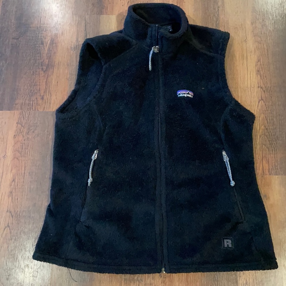 Patagonia vest size large